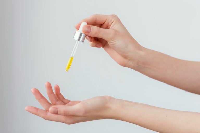 A醇功效有哪些？使用順序？2分鐘跟著博士一次搞懂